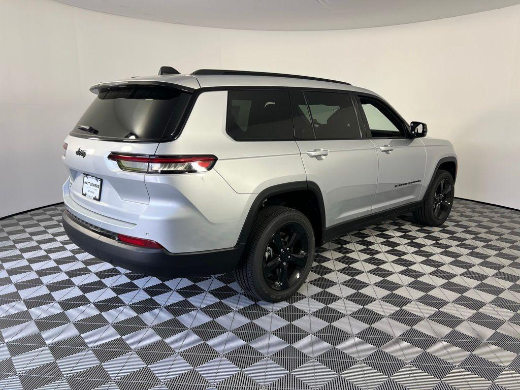 new 2025 Jeep Grand Cherokee L car, priced at $40,598