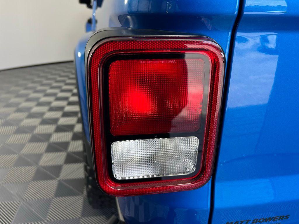 new 2025 Jeep Gladiator car, priced at $48,910