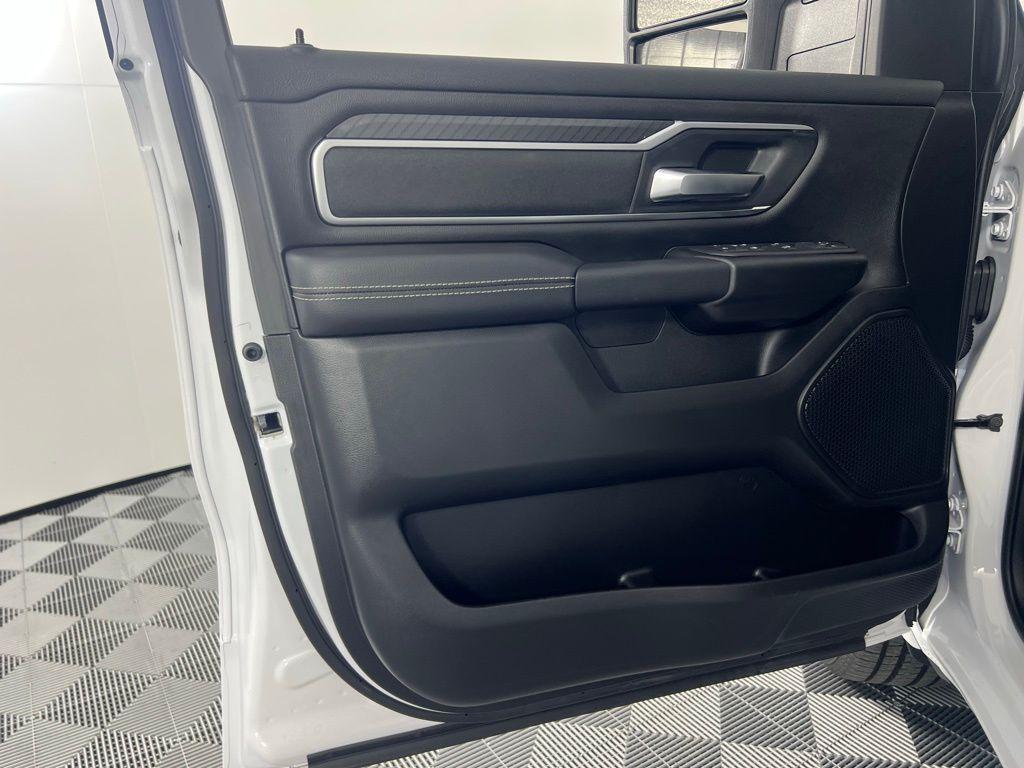 new 2025 Ram 1500 car, priced at $44,925