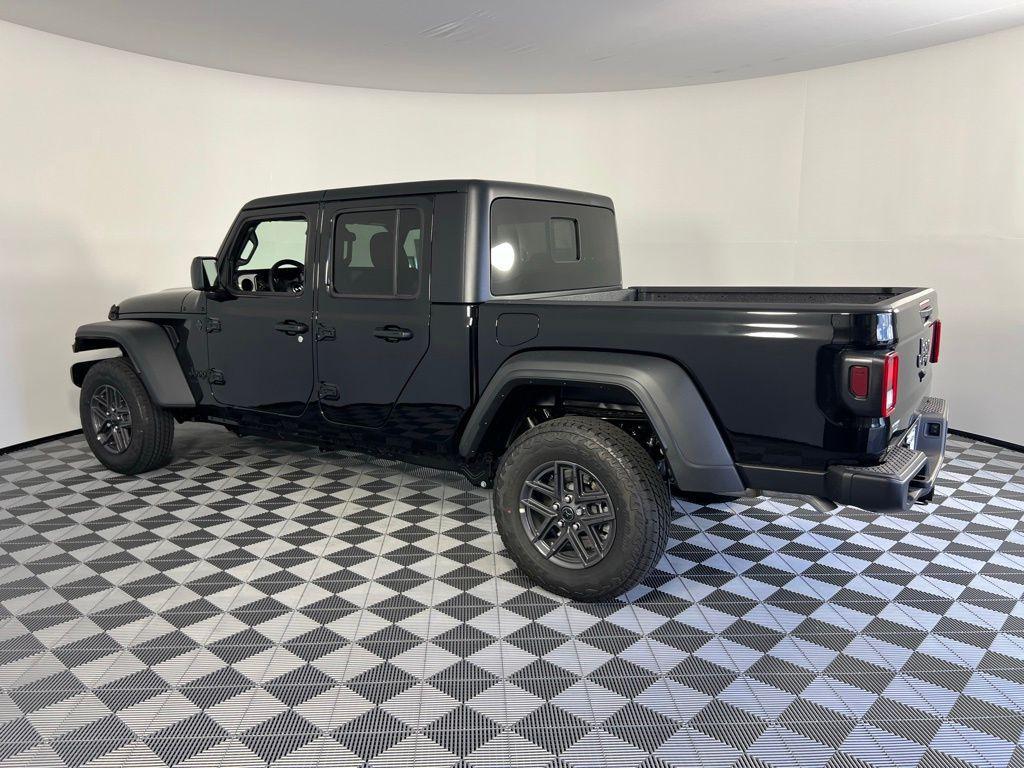 new 2025 Jeep Gladiator car, priced at $41,855