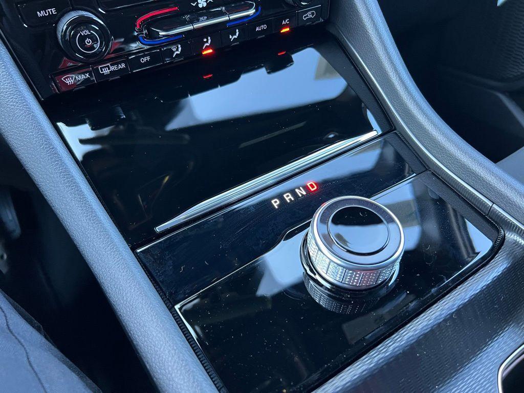 new 2025 Jeep Grand Cherokee L car, priced at $34,253