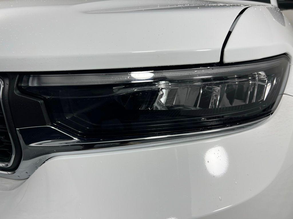 new 2025 Jeep Grand Cherokee L car, priced at $34,253