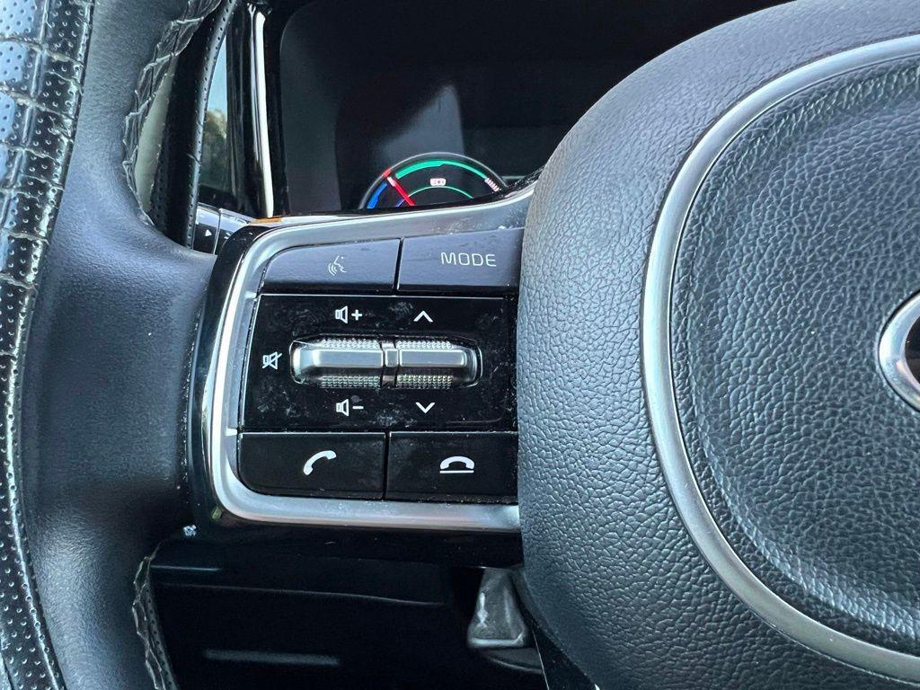 used 2021 Kia Sorento Hybrid car, priced at $18,763