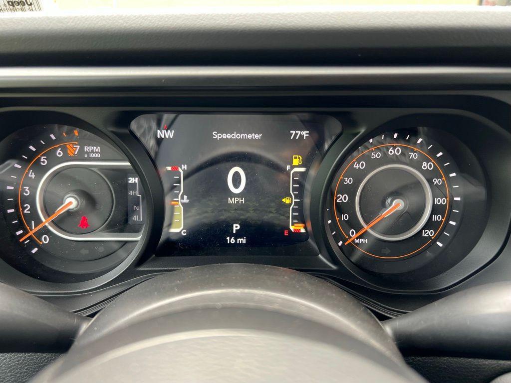 new 2025 Jeep Gladiator car, priced at $46,155