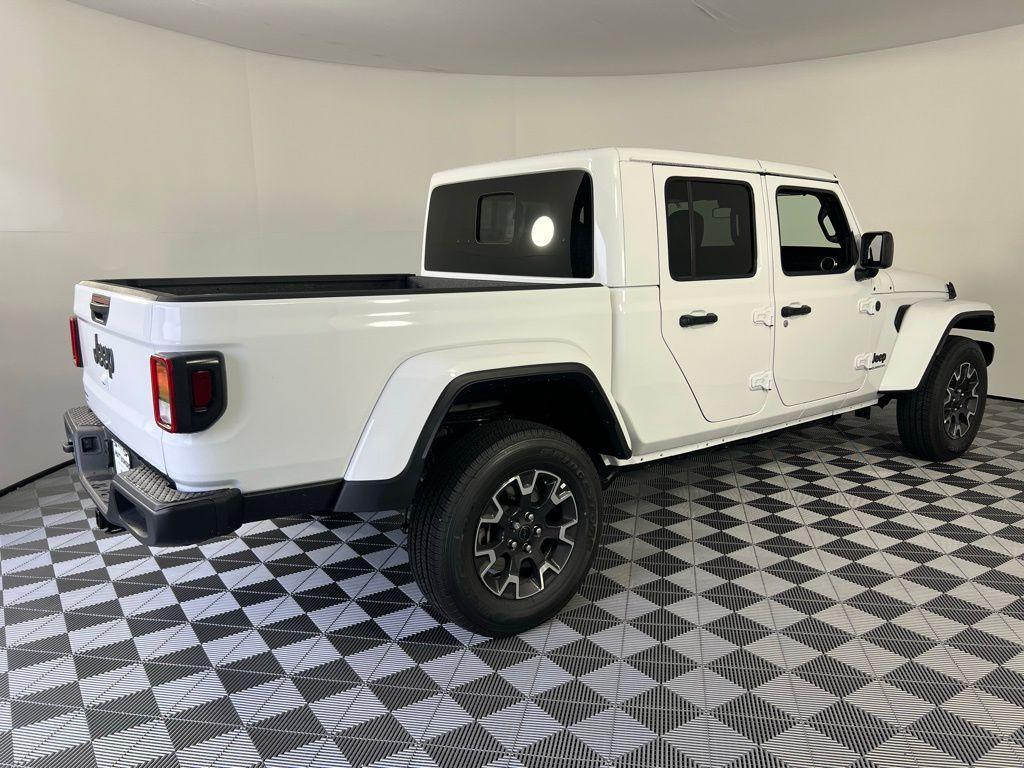 new 2025 Jeep Gladiator car, priced at $46,905