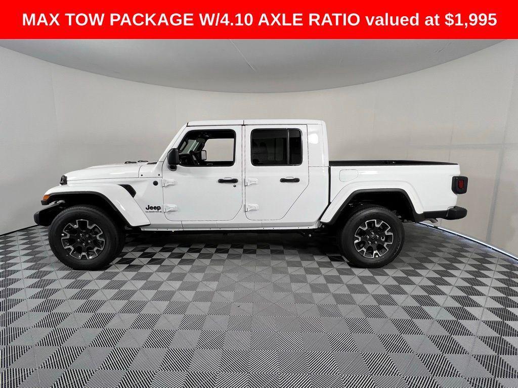 new 2025 Jeep Gladiator car, priced at $46,155