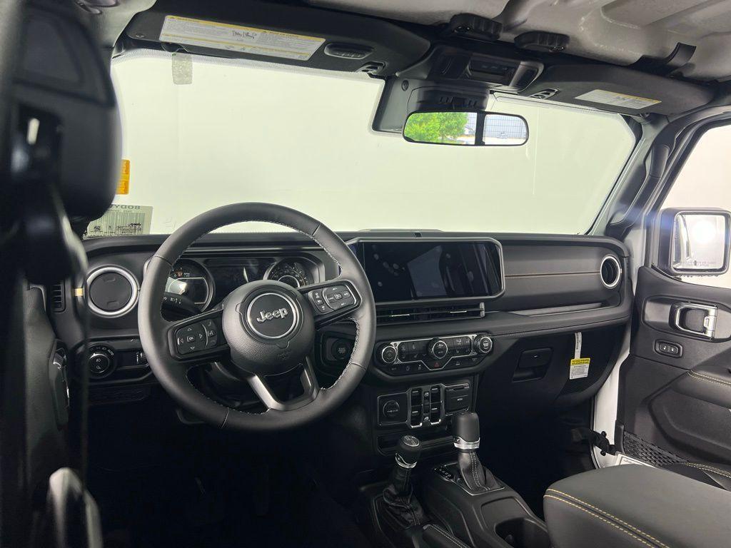 new 2025 Jeep Gladiator car, priced at $46,905