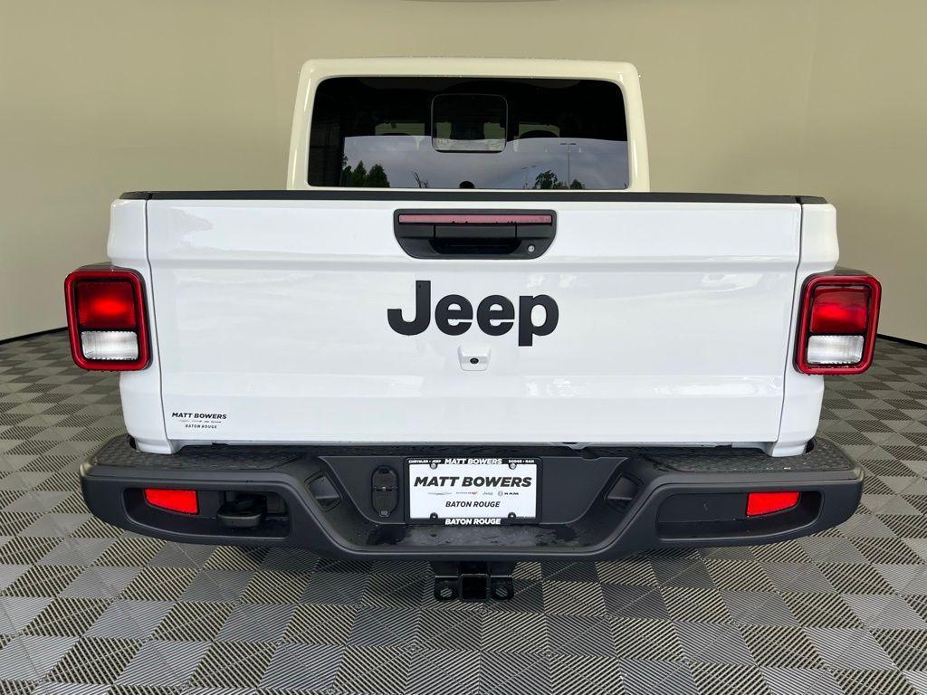 new 2025 Jeep Gladiator car, priced at $46,905