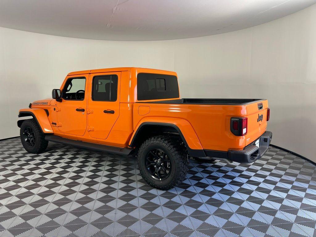 new 2025 Jeep Gladiator car, priced at $43,460