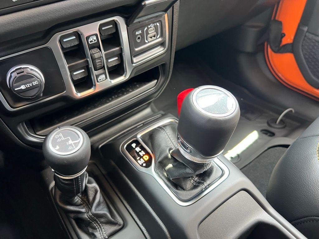 new 2025 Jeep Gladiator car, priced at $43,460
