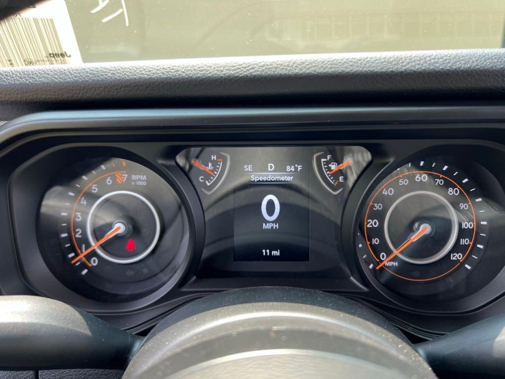 new 2025 Jeep Gladiator car, priced at $42,605