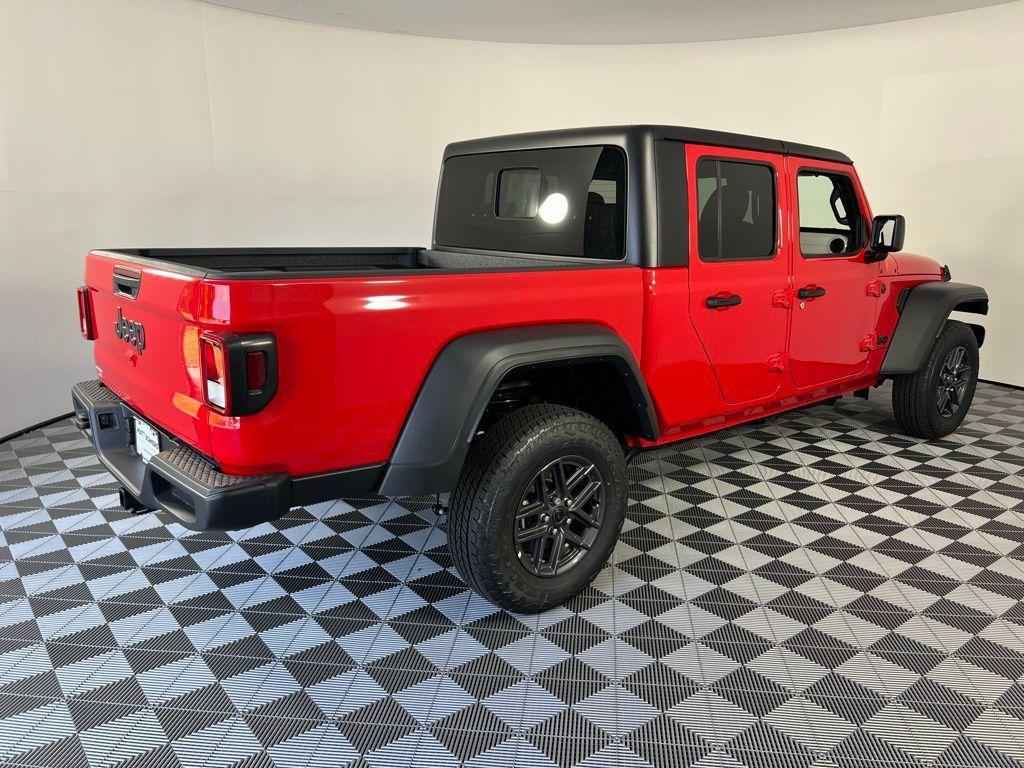 new 2025 Jeep Gladiator car, priced at $41,855