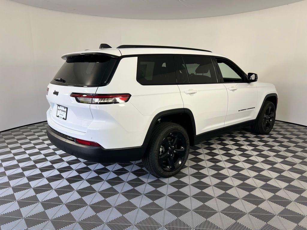 new 2025 Jeep Grand Cherokee L car, priced at $40,998