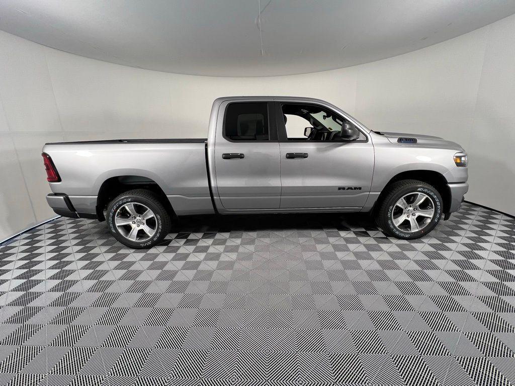 new 2025 Ram 1500 car, priced at $35,233