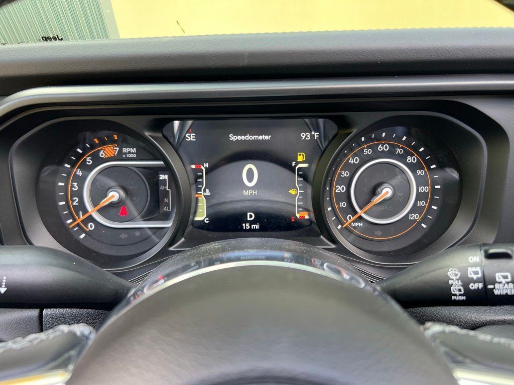 new 2025 Jeep Wrangler car, priced at $47,015