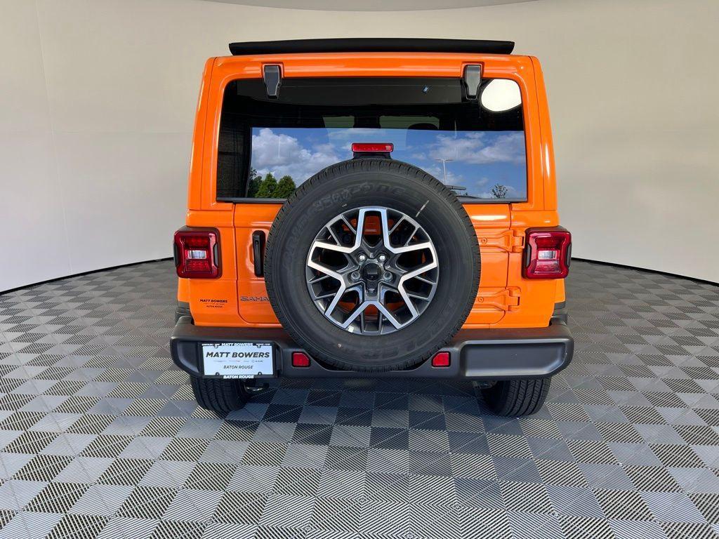 new 2025 Jeep Wrangler car, priced at $47,015