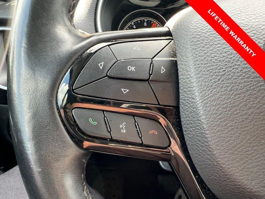 used 2019 Jeep Cherokee car, priced at $17,999