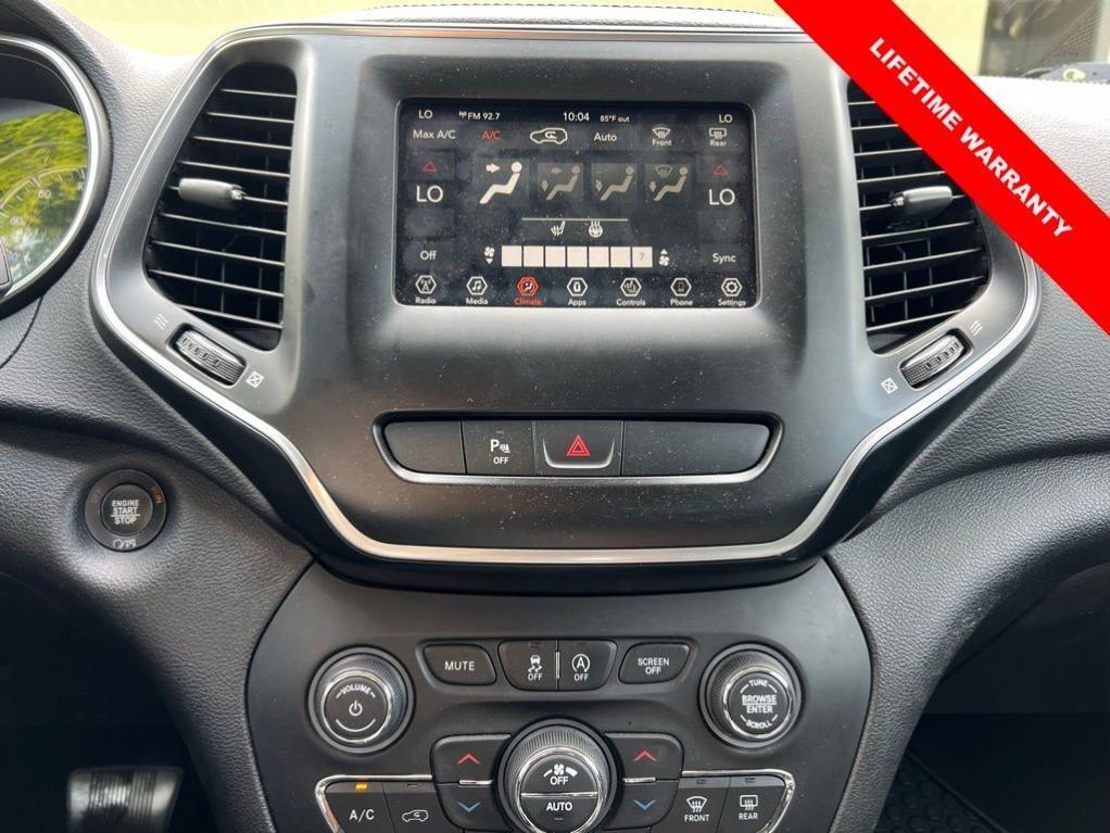 used 2019 Jeep Cherokee car, priced at $17,999