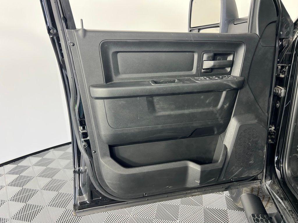 new 2025 Ram 2500 car, priced at $60,275