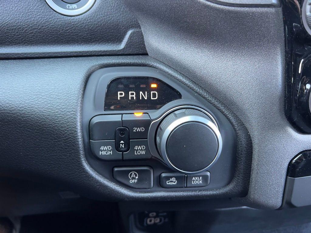 new 2025 Ram 1500 car