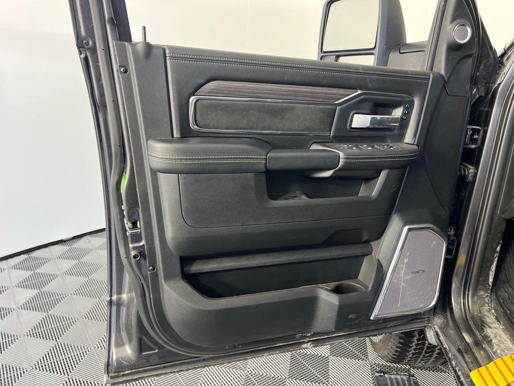 new 2025 Ram 2500 car, priced at $78,443