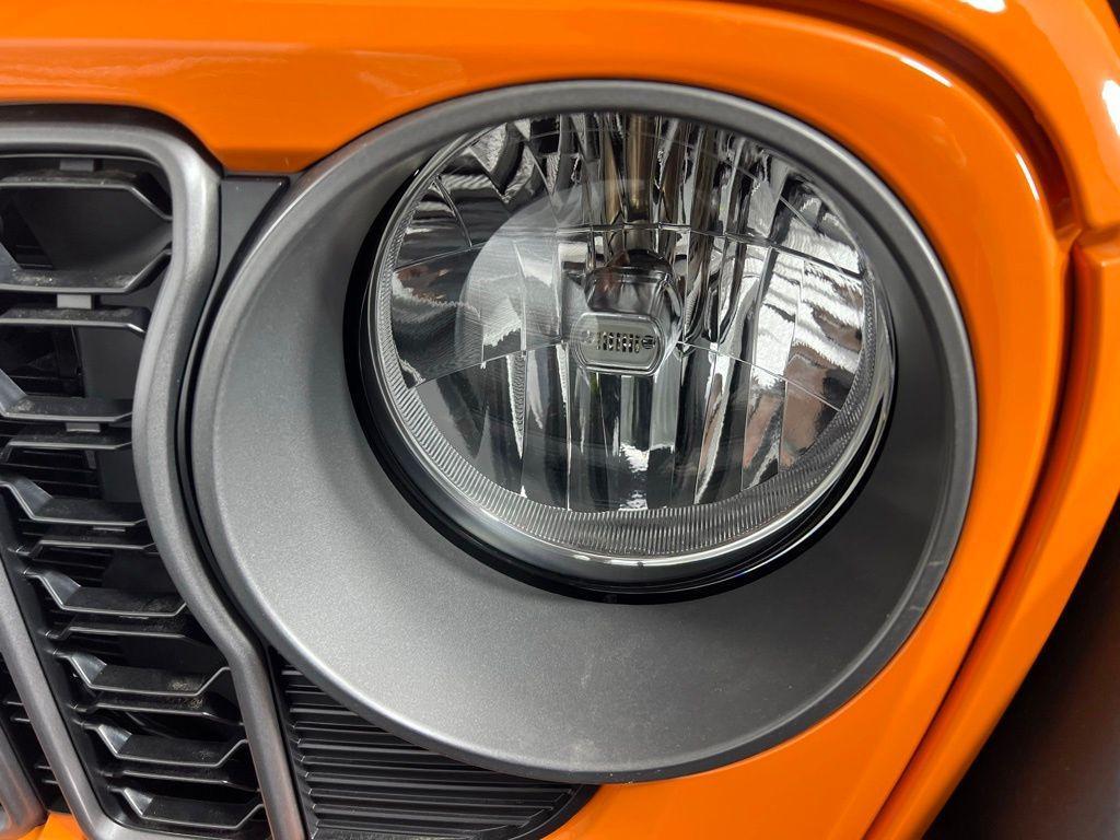 new 2025 Jeep Wrangler car, priced at $39,650