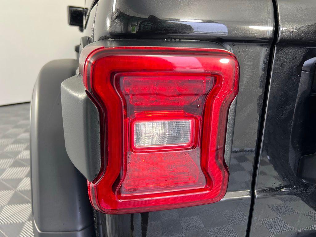 new 2025 Jeep Wrangler car, priced at $54,595