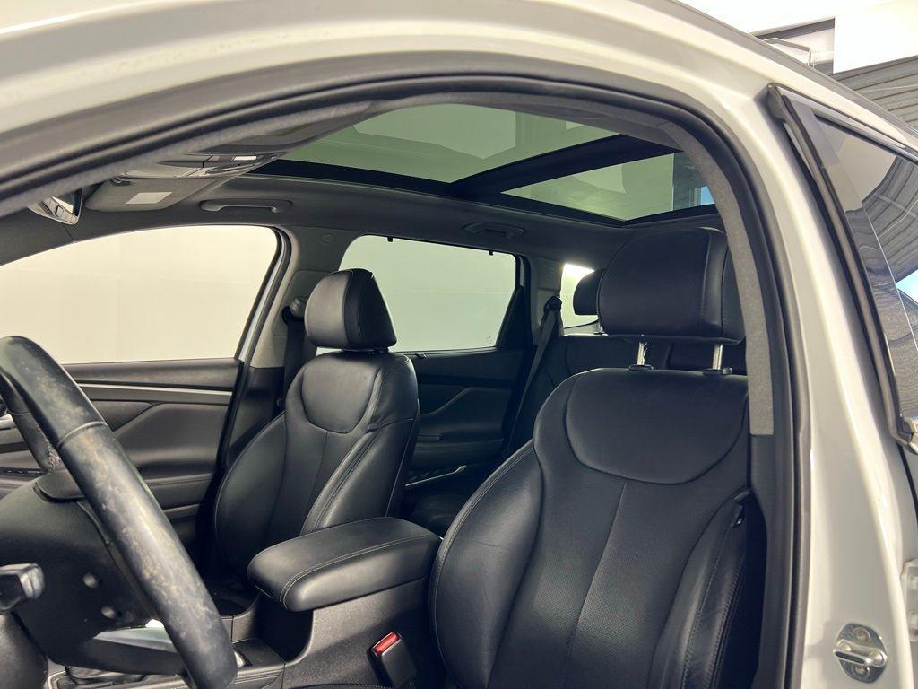 used 2020 Hyundai Santa Fe car, priced at $16,888