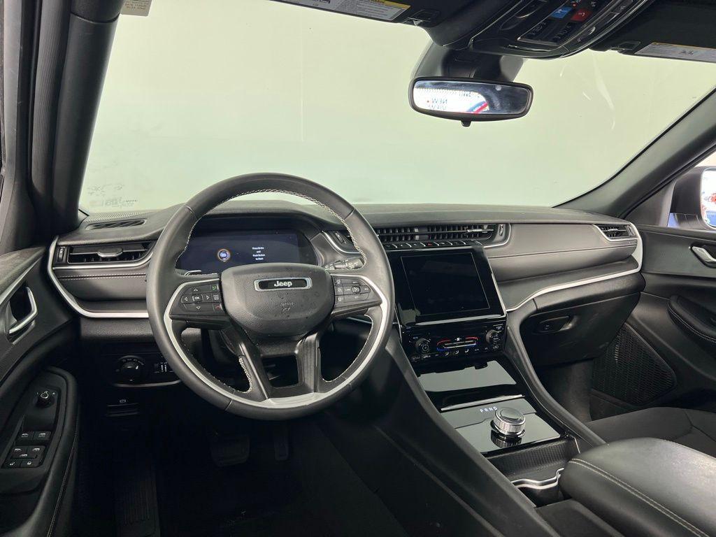 used 2024 Jeep Grand Cherokee car, priced at $27,888