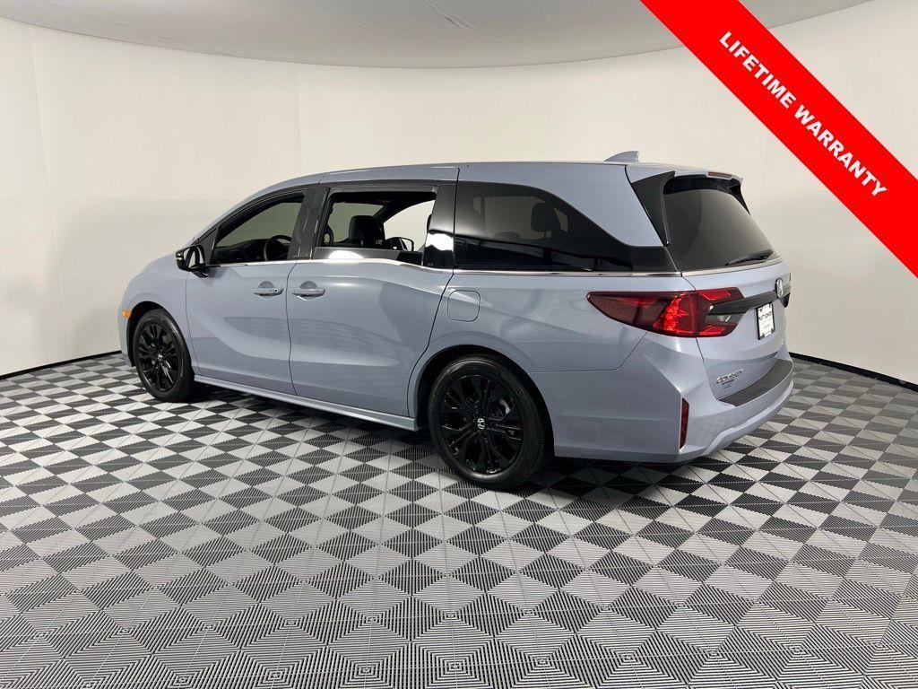 used 2025 Honda Odyssey car, priced at $41,915