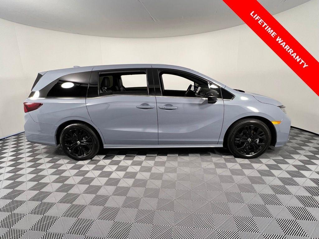 used 2025 Honda Odyssey car, priced at $41,915