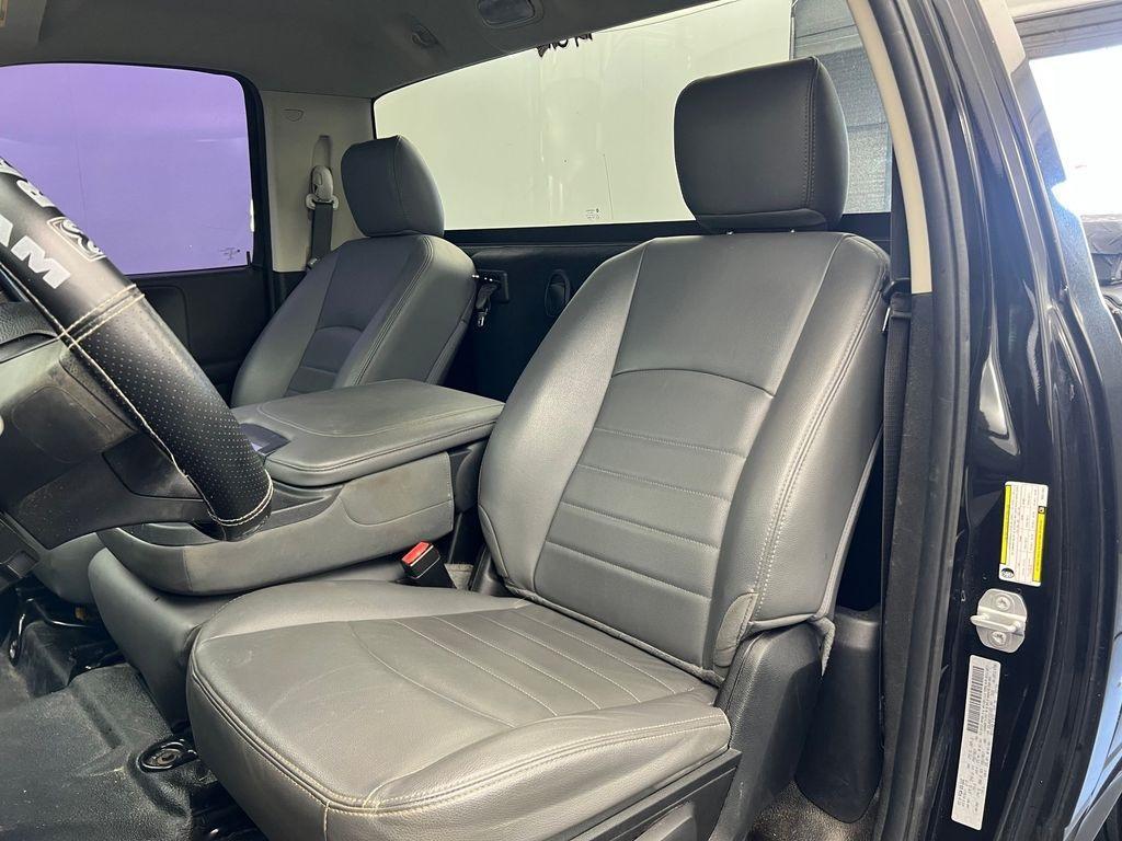 used 2019 Ram 1500 Classic car, priced at $18,551