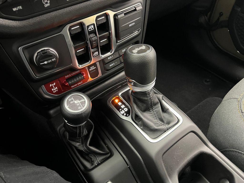new 2025 Jeep Wrangler car, priced at $47,475