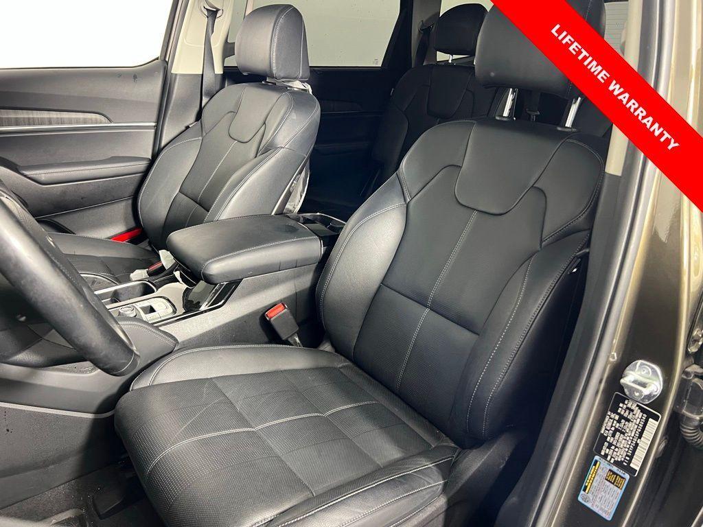 used 2023 Kia Telluride car, priced at $36,524