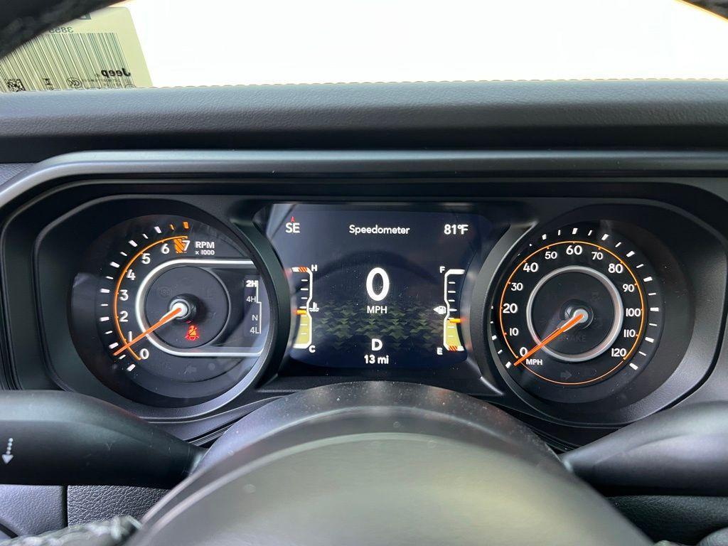 new 2025 Jeep Gladiator car, priced at $43,160