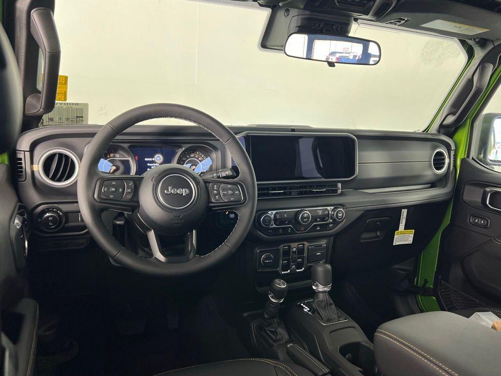new 2025 Jeep Gladiator car, priced at $43,160