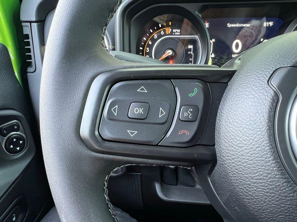 new 2025 Jeep Gladiator car, priced at $43,160