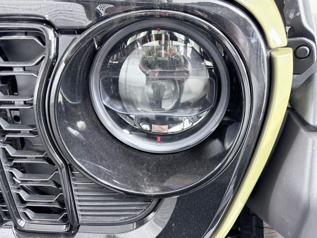 new 2026 Jeep Wrangler car, priced at $41,989