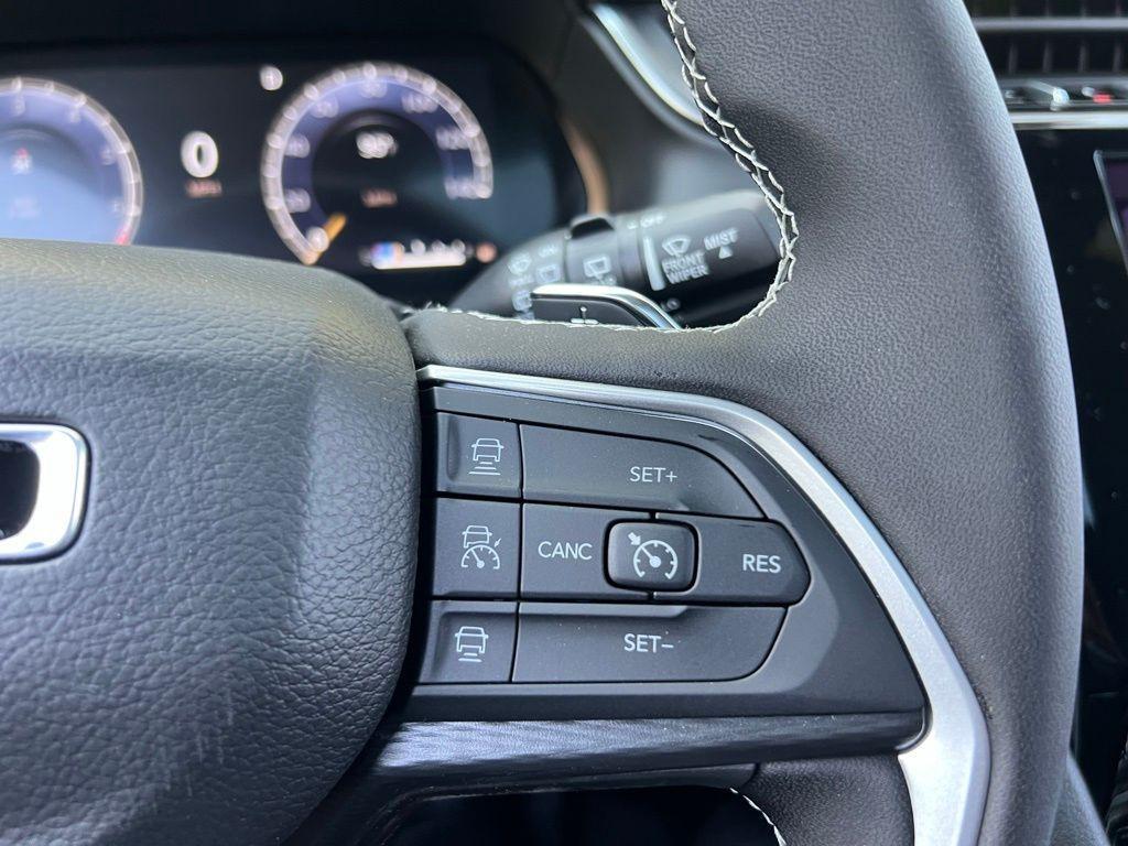 new 2025 Jeep Grand Cherokee L car, priced at $30,530