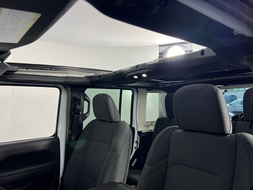 new 2025 Jeep Wrangler car, priced at $46,050