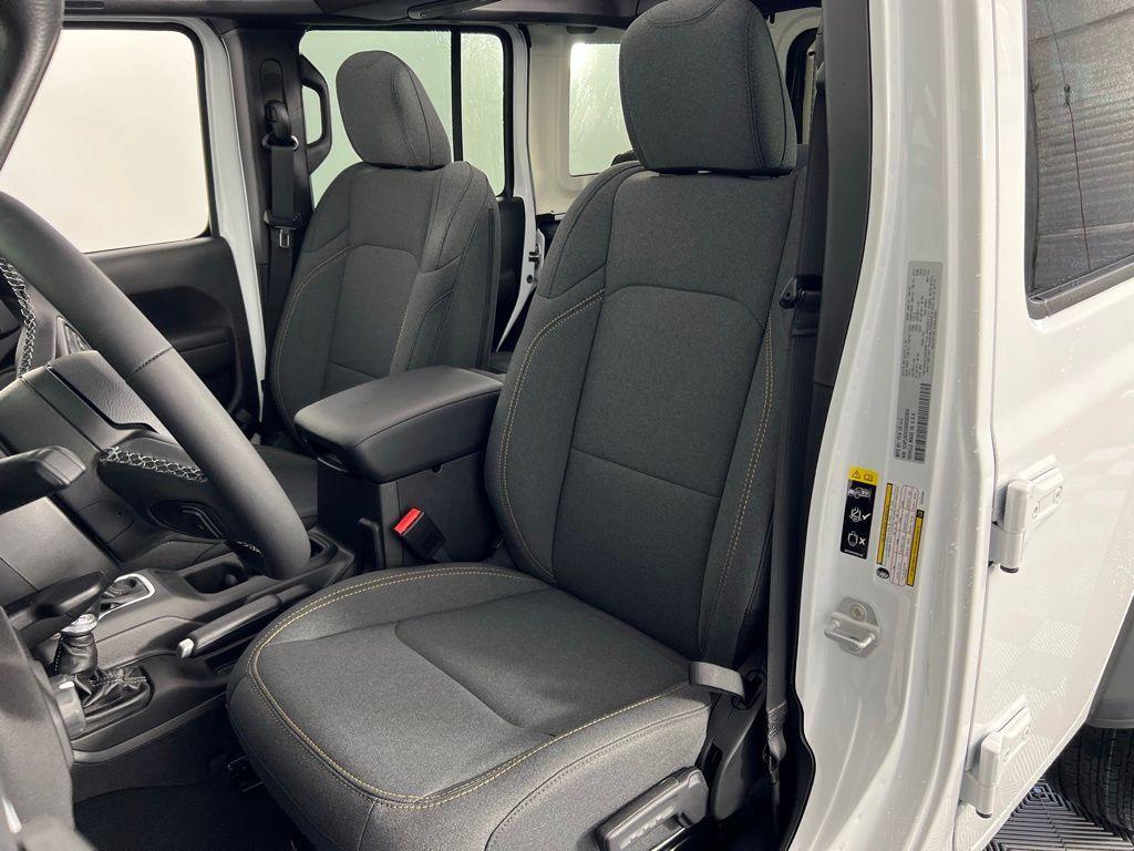 new 2025 Jeep Wrangler car, priced at $42,050