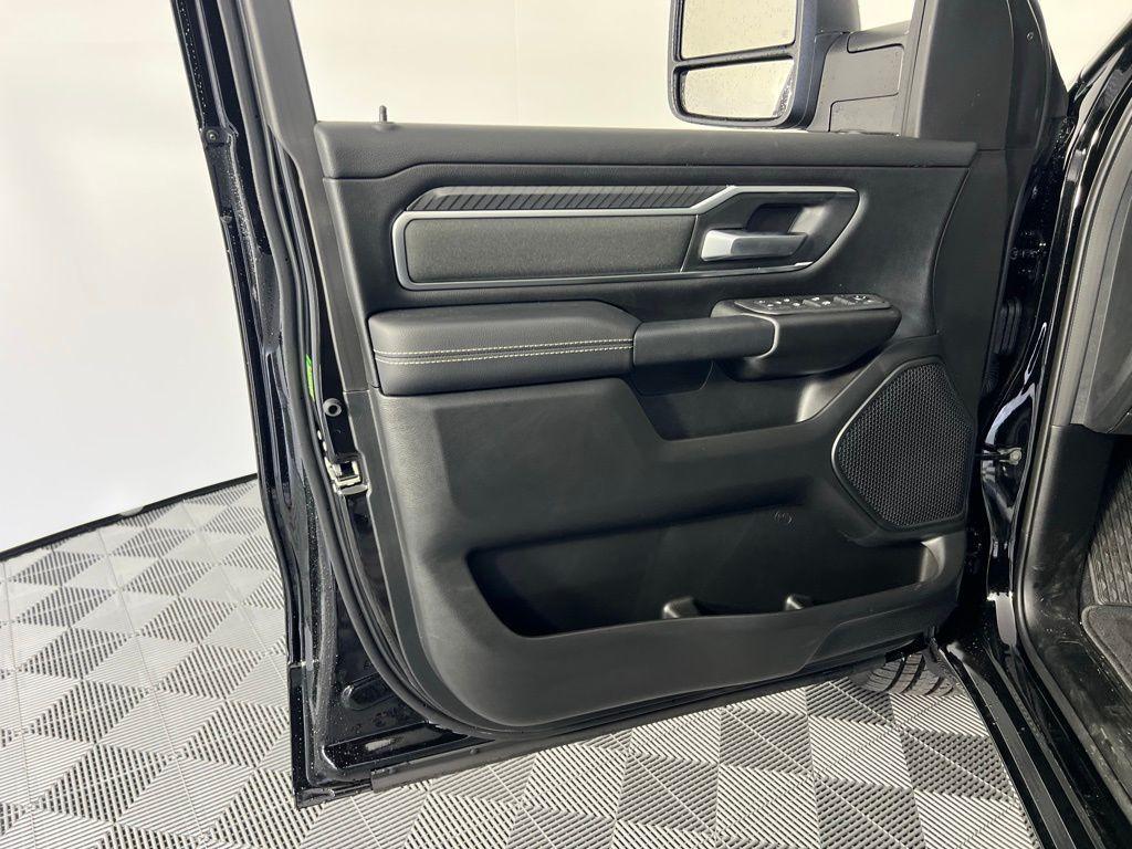 new 2025 Ram 1500 car, priced at $45,170
