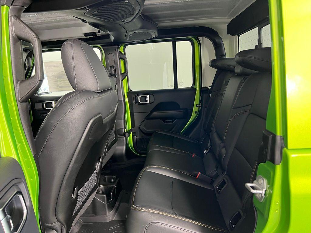 new 2025 Jeep Gladiator car, priced at $47,500