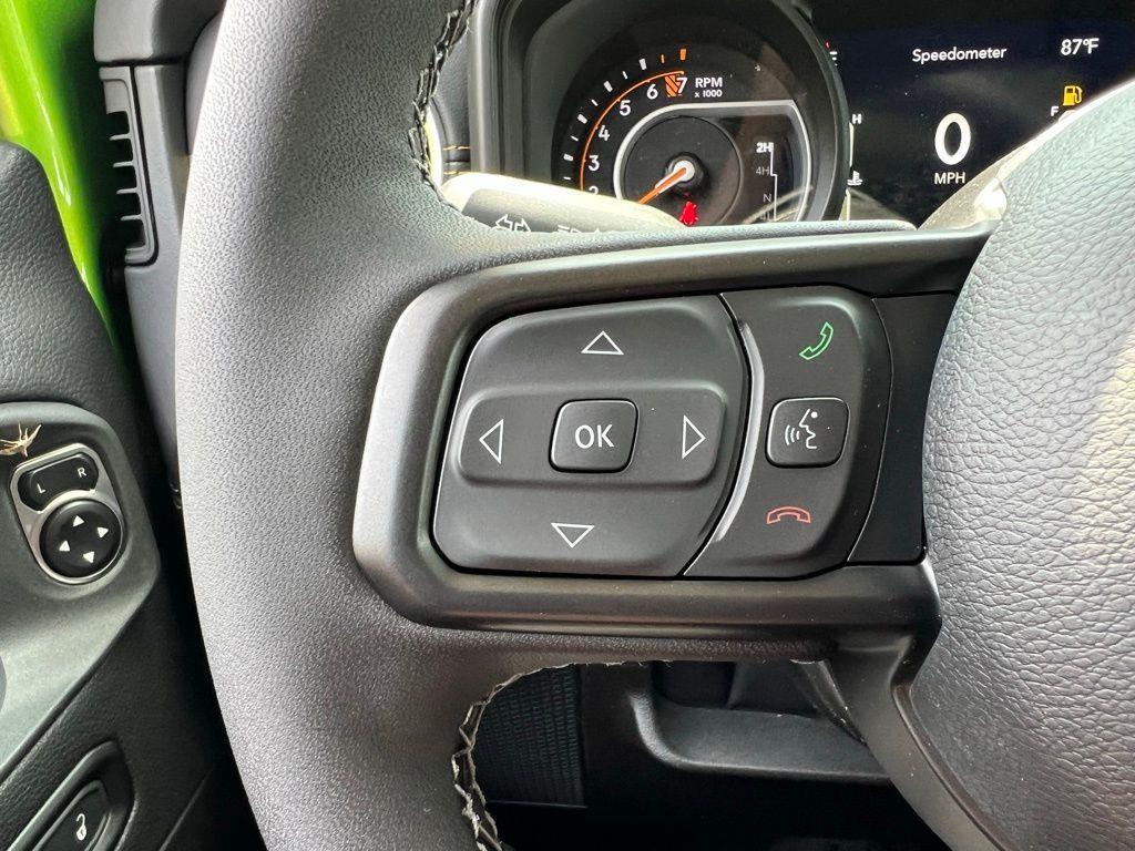 new 2025 Jeep Gladiator car, priced at $47,500