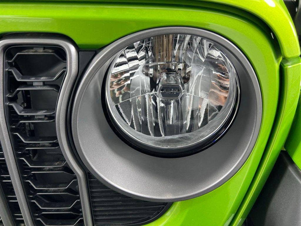 new 2025 Jeep Gladiator car, priced at $46,750