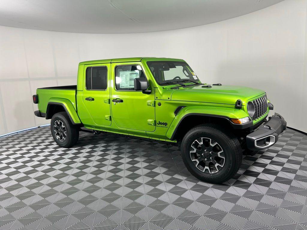 new 2025 Jeep Gladiator car, priced at $47,500