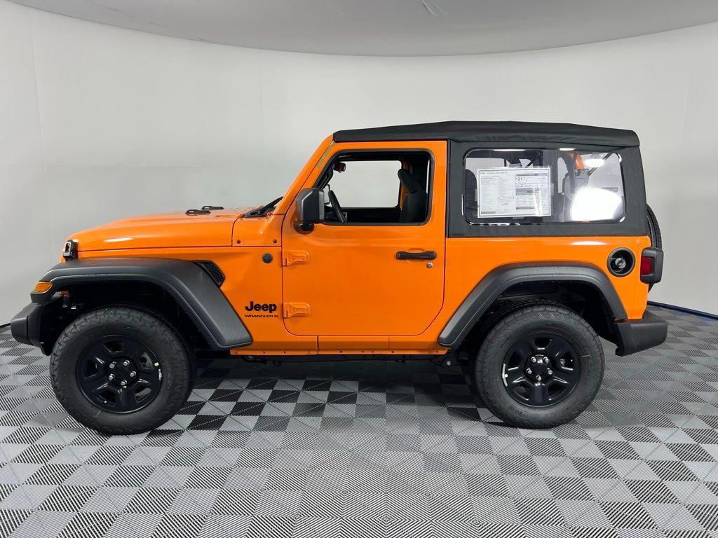 new 2025 Jeep Wrangler car, priced at $30,934