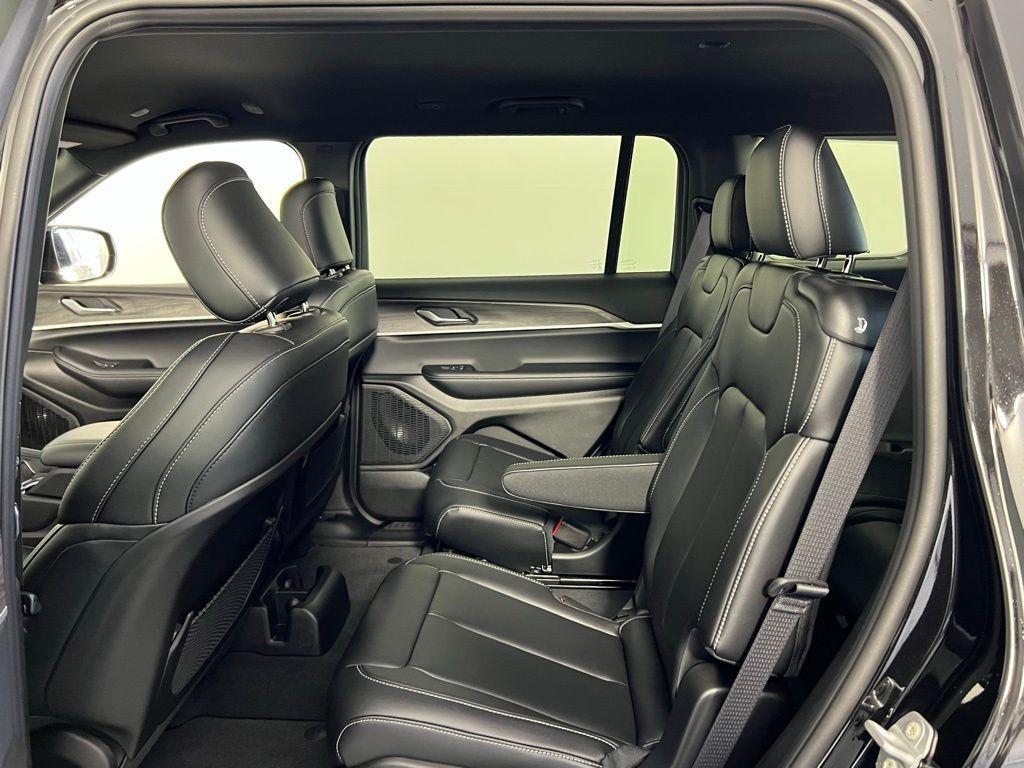 new 2025 Jeep Grand Cherokee L car, priced at $37,938