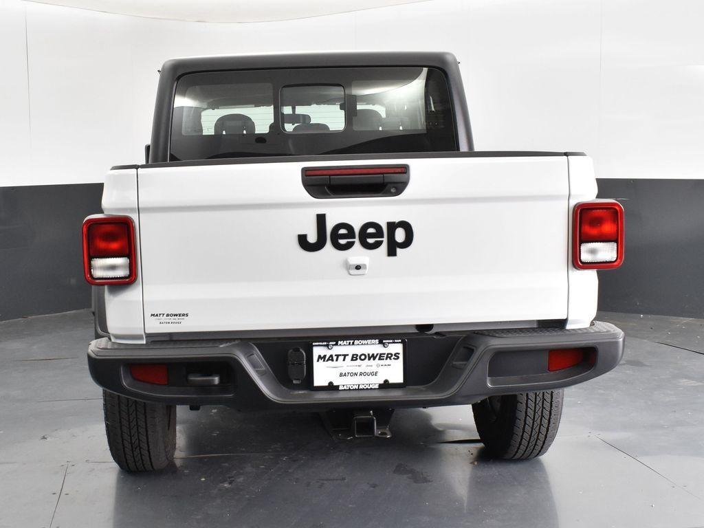 new 2025 Jeep Gladiator car, priced at $43,705