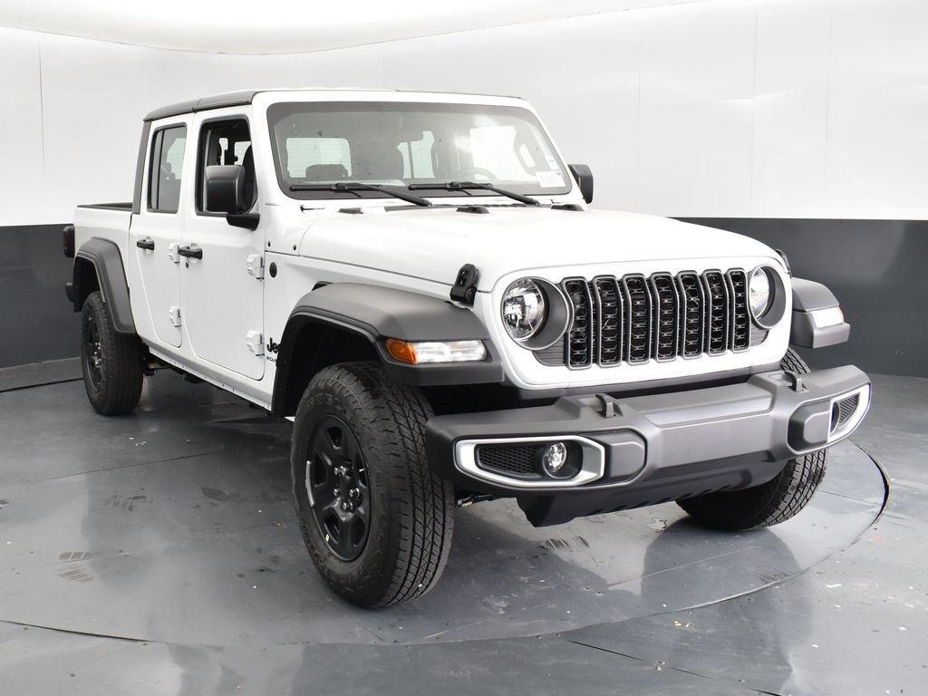 new 2025 Jeep Gladiator car, priced at $43,705